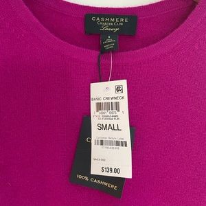 100% cashmere, basic crewneck